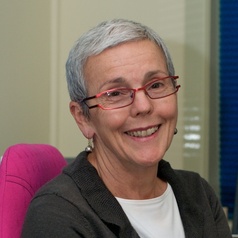 Emeritus Professor Lesley Barclay